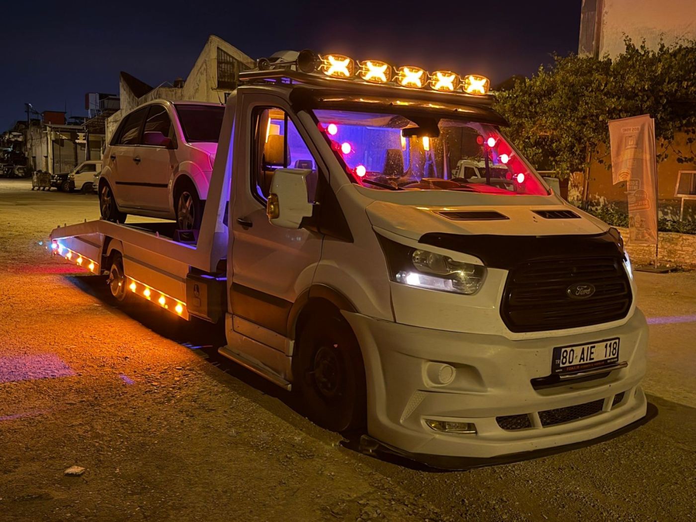 Gece hazır bekleyiş